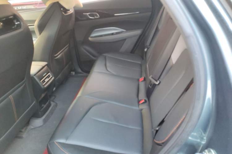 Used CHANGAN OSHAN Z6 2023 Blue Whale 1.5T DCT Smart-Led City Edition Left Rear Seat