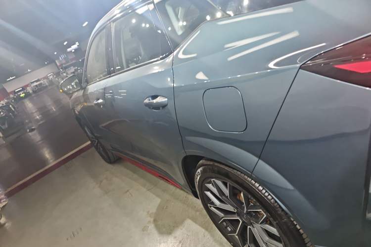 Used CHANGAN OSHAN Z6 2023 Blue Whale 1.5T DCT Smart-Led City Edition Left Side