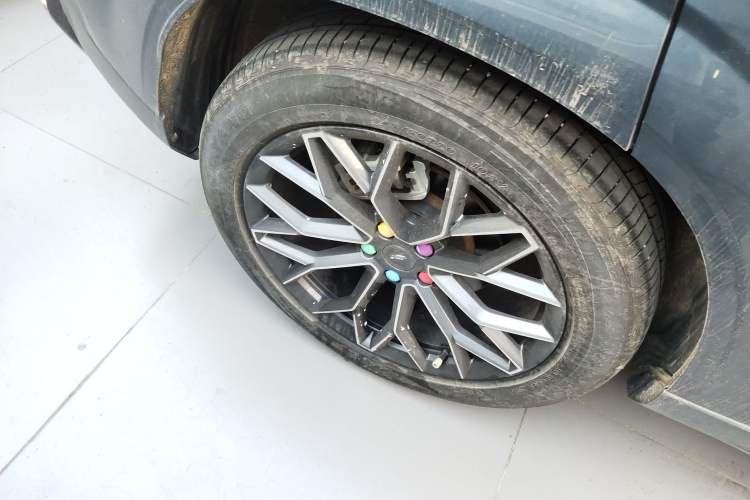 Used CHANGAN OSHAN Z6 2023 Blue Whale 1.5T DCT Smart-Led City Edition Right Rear Wheel Hub