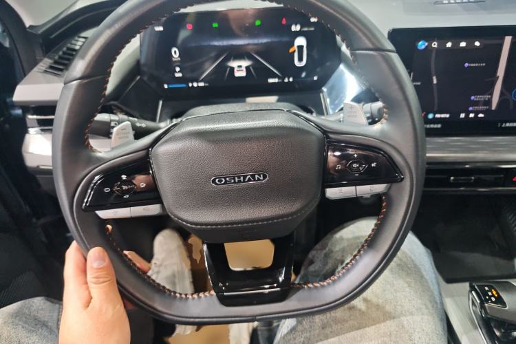 Used CHANGAN OSHAN Z6 2023 Blue Whale 1.5T DCT Smart-Led City Edition Steering Wheel