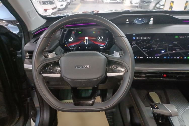 Used CHANGAN OSHAN Z6 2023 Blue Whale 1.5T DCT Smart-Led City Edition Steering Wheel