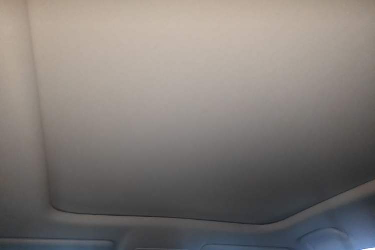 Used CHANGAN OSHAN Z6 2023 Blue Whale 1.5T DCT Smart Edition Headliner