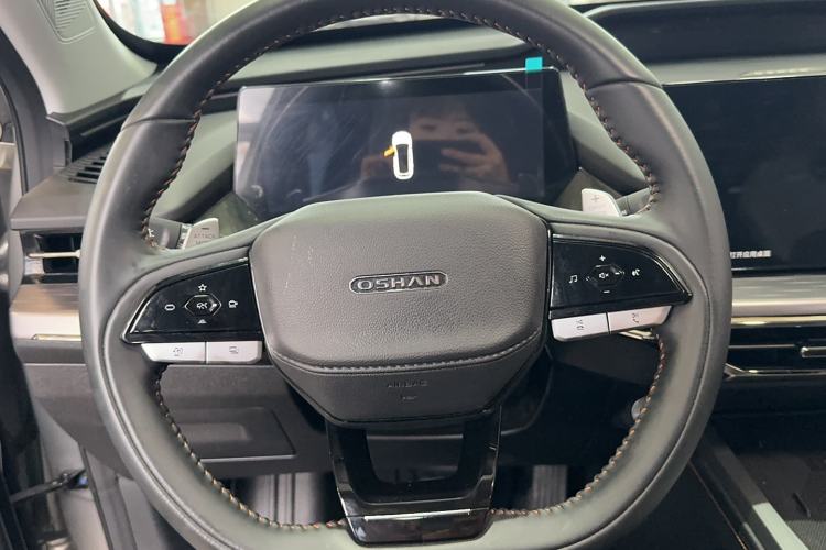 Used CHANGAN OSHAN Z6 2023 Blue Whale 1.5T DCT Smart Edition Steering Wheel