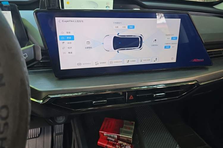 Used CHANGAN OSHAN Z6 2023 Blue Whale 1.5T DCT Smart-Led City Edition Audio And AC Panel