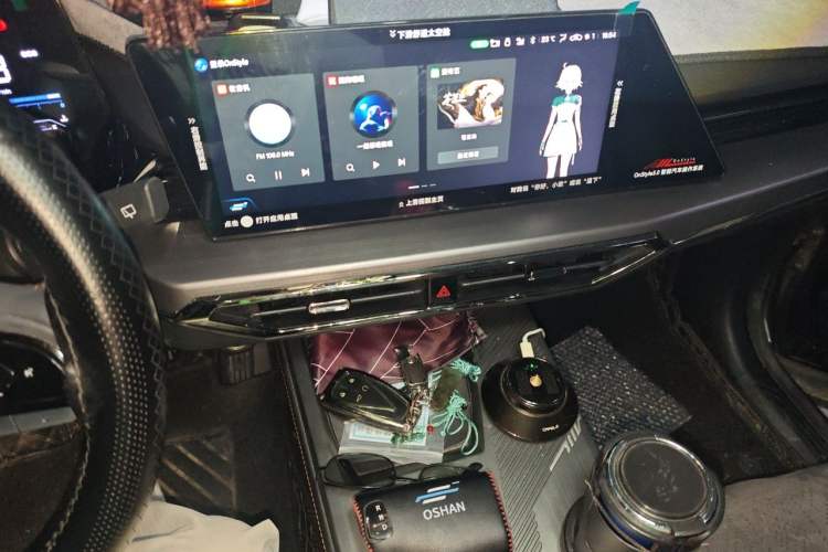 Used CHANGAN OSHAN Z6 2023 Blue Whale 1.5T DCT Luxury Model Audio And AC Panel