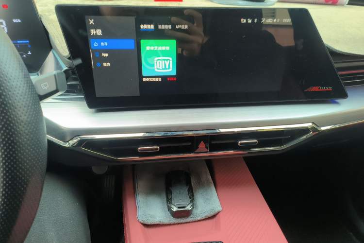 Used CHANGAN OSHAN Z6 2023 Blue Whale 1.5T DCT Smart Luxury Model Audio And AC Panel