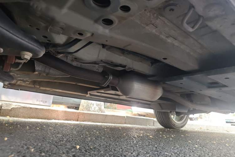 Used CHANGAN OSHAN Z6 2023 Blue Whale 1.5T DCT Smart Edition Chassis Front Left