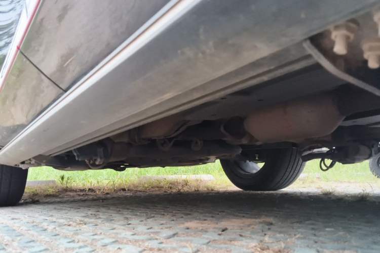 Used CHANGAN OSHAN Z6 2023 Blue Whale 1.5T DCT Smart Edition Chassis Front Left