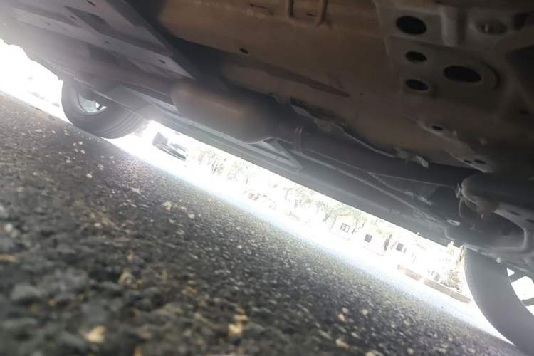 Used CHANGAN OSHAN Z6 2023 Blue Whale 1.5T DCT Smart Edition Chassis Front Right