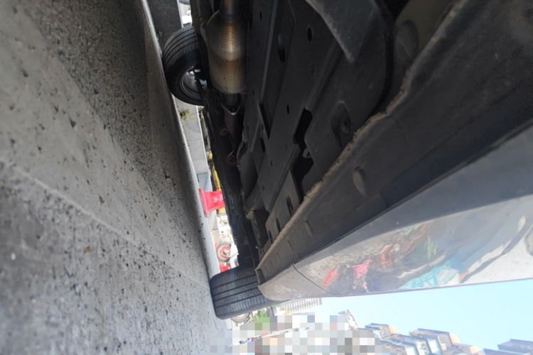 Used CHANGAN OSHAN Z6 2023 Blue Whale 1.5T DCT Smart Luxury Model Chassis Rear Right