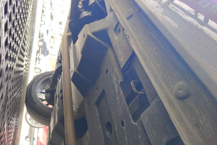 Used CHANGAN OSHAN Z6 2023 Blue Whale 1.5T DCT Smart Edition Chassis Rear Right