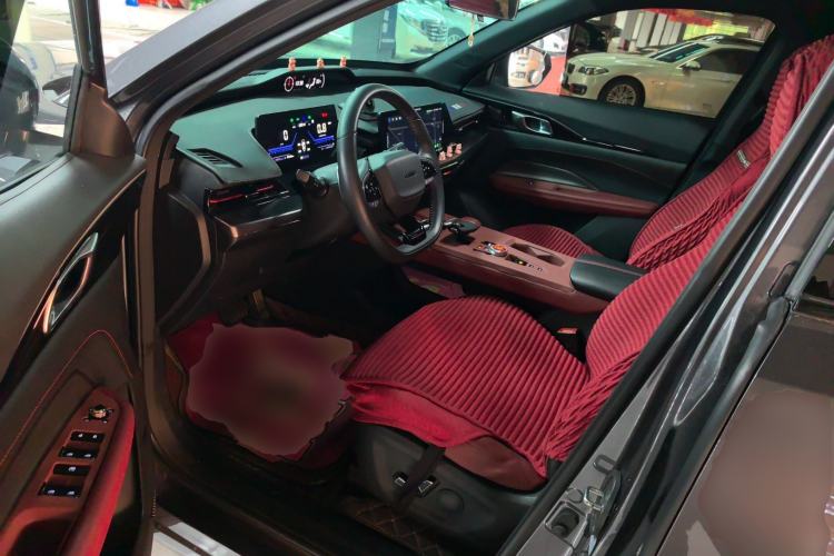 Used CHANGAN OSHAN Z6 2023 Blue Whale 1.5T DCT Smart Luxury Model Driver Seat