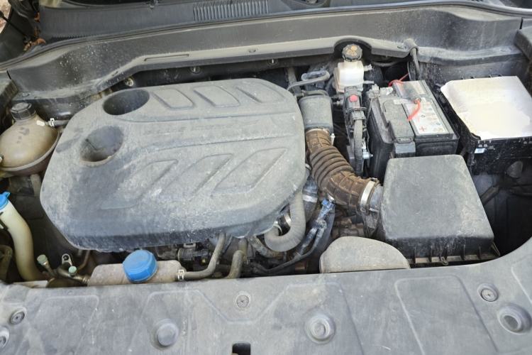 Used CHANGAN OSHAN Z6 2023 Blue Whale 1.5T DCT Smart-Led City Edition Engine Bay