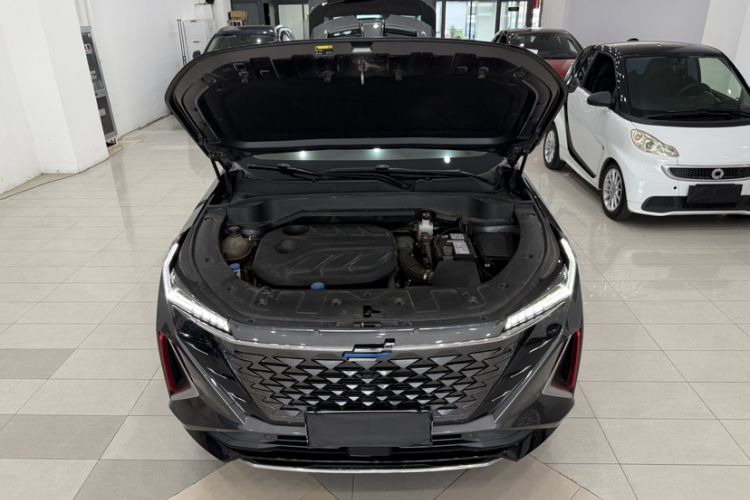 Used CHANGAN OSHAN Z6 2023 Blue Whale 1.5T DCT Smart Edition Engine Bay