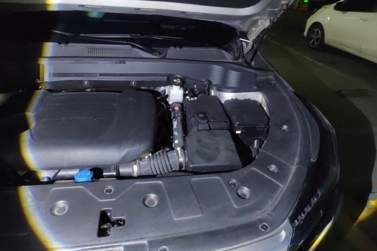 Used CHANGAN OSHAN Z6 2023 Blue Whale 2.0T Automatic Zhiyuan Model Engine Bay Left