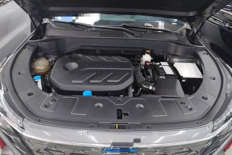 Used CHANGAN OSHAN Z6 2023 Blue Whale 1.5T DCT Smart Edition Engine Bay