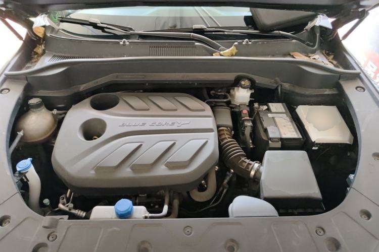 Used CHANGAN OSHAN Z6 2023 Blue Whale 1.5T DCT Smart Edition Engine Bay