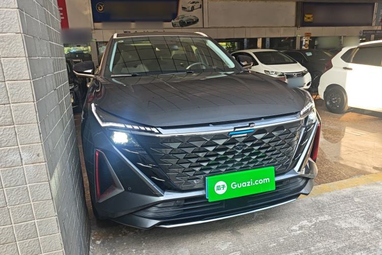 Used CHANGAN OSHAN Z6 2023 Blue Whale 1.5T DCT Smart-Led City Edition Exterior 1
