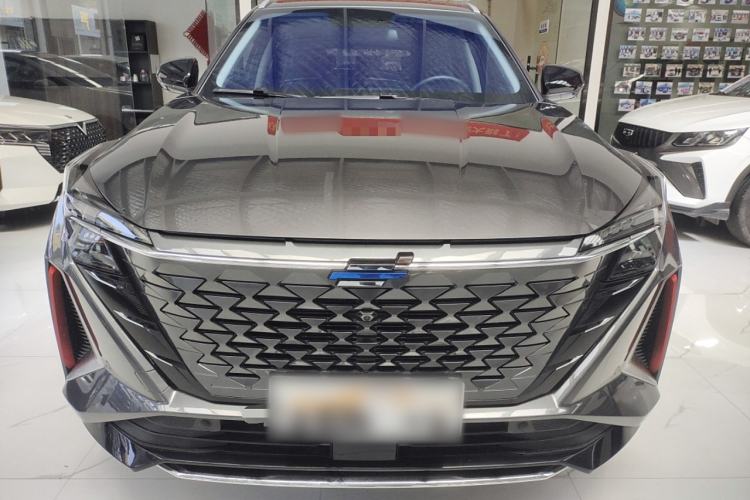 Used CHANGAN OSHAN Z6 2023 Blue Whale 1.5T DCT Luxury Model Exterior 1