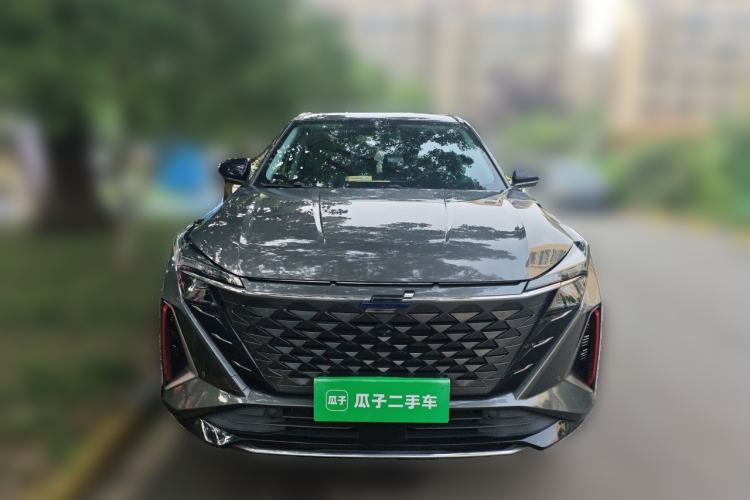 Used CHANGAN OSHAN Z6 2023 Blue Whale 1.5T DCT Luxury Model Front