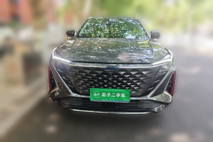 Used CHANGAN OSHAN Z6 2023 Blue Whale 1.5T DCT Smart Edition Front