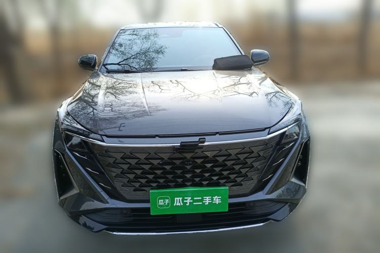 Used CHANGAN OSHAN Z6 2023 Blue Whale 1.5T DCT Smart-Led City Edition Front