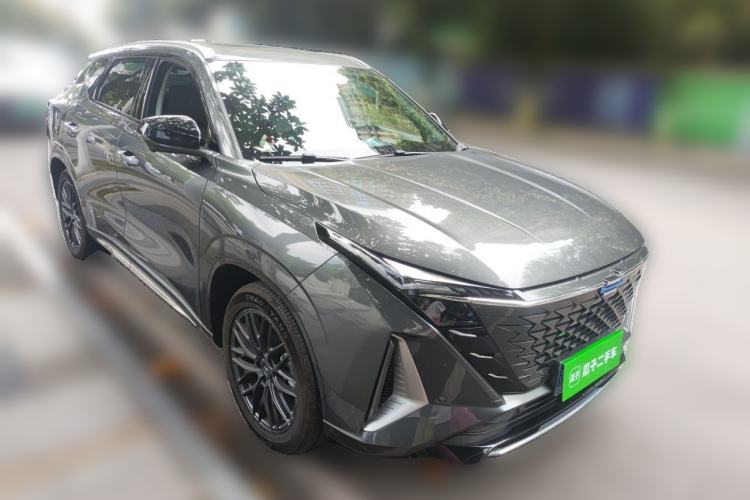 Used CHANGAN OSHAN Z6 2023 Blue Whale 1.5T DCT Luxury Model Front Right 45 Deg