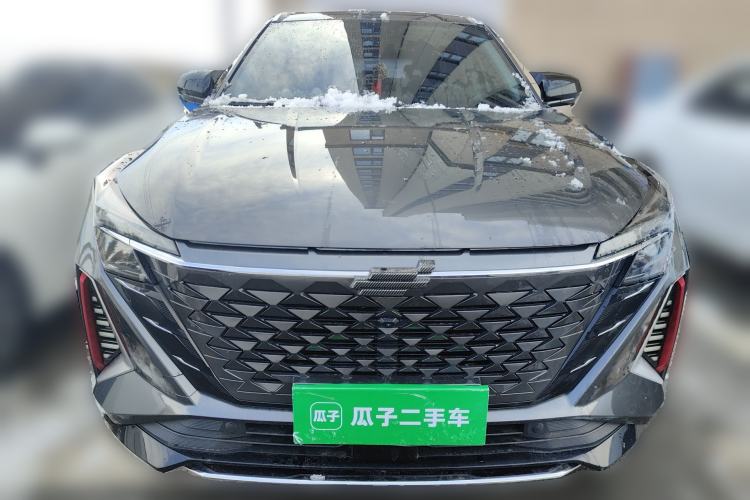 Used CHANGAN OSHAN Z6 2023 Blue Whale 1.5T DCT Smart-Led City Edition Front