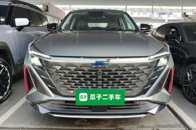 Used CHANGAN OSHAN Z6 2023 Blue Whale 1.5T DCT Smart-Led City Edition Front