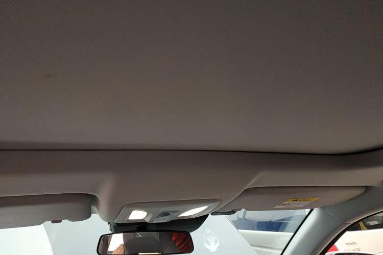 Used CHANGAN OSHAN Z6 2023 Blue Whale 1.5T DCT Smart Edition Headliner