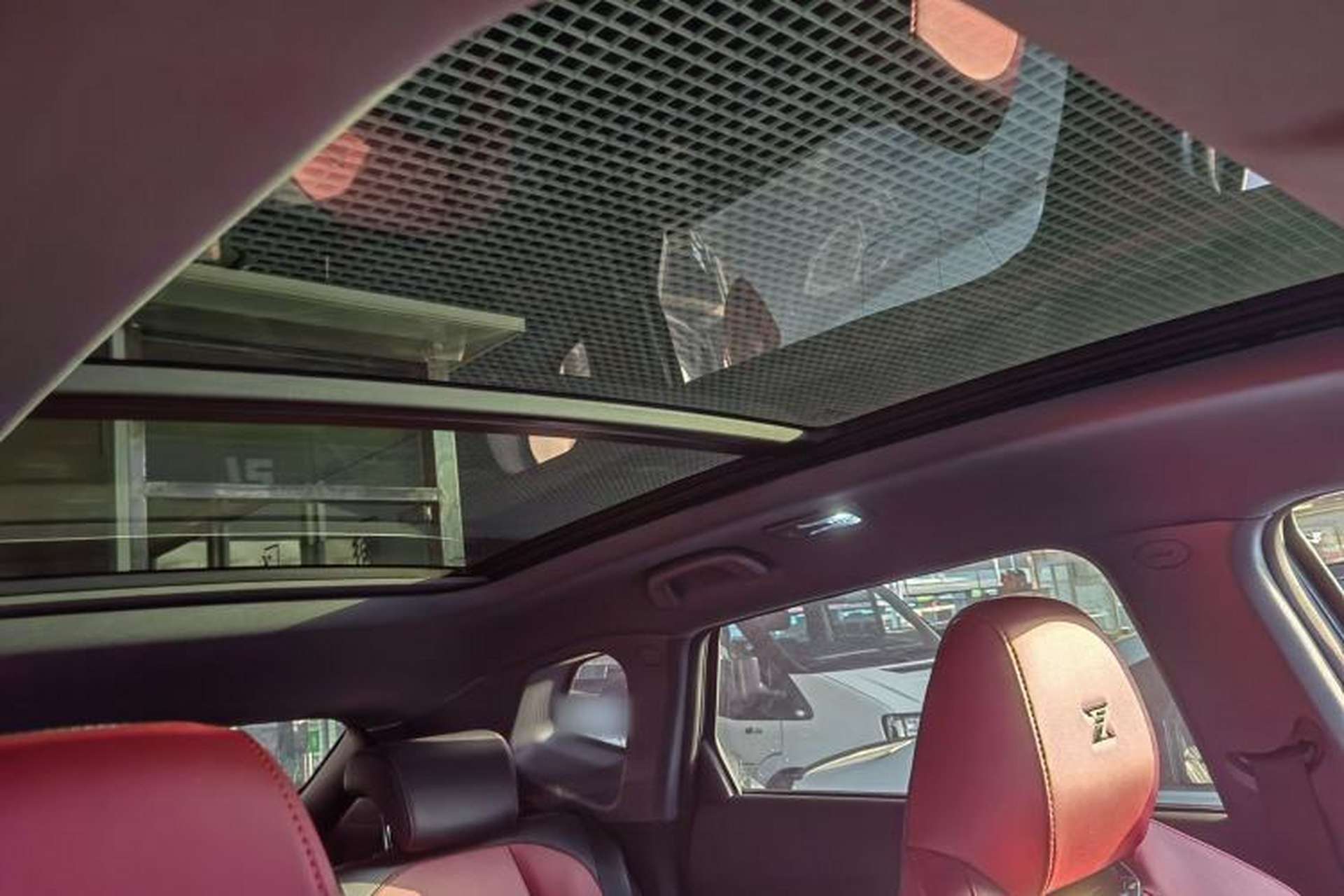 Used CHANGAN OSHAN Z6 2023 Blue Whale 1.5T DCT Smart Luxury Model Headliner
