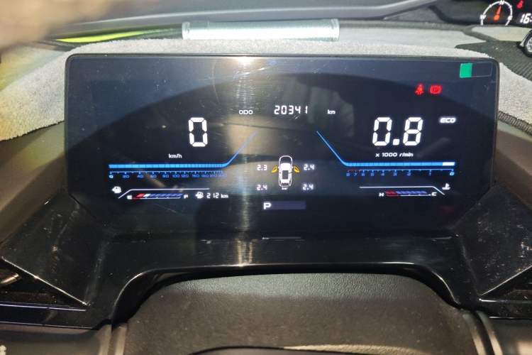 Used CHANGAN OSHAN Z6 2023 Blue Whale 1.5T DCT Luxury Model Instrument Cluster