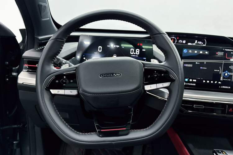 Used CHANGAN OSHAN Z6 2023 Blue Whale 1.5T DCT Smart Luxury Model Interior 3