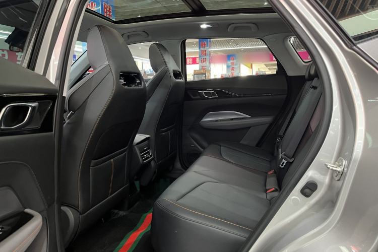 Used CHANGAN OSHAN Z6 2023 Blue Whale 1.5T DCT Smart Navigation Model Interior 3