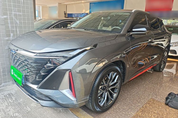 Used CHANGAN OSHAN Z6 2023 Blue Whale 1.5T DCT Smart-Led City Edition Guazi used car, China used car export, Used car for sale, Used cars, Cheapest cars for sale