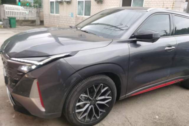 Used CHANGAN OSHAN Z6 2023 Blue Whale 1.5T DCT Smart-Led City Edition