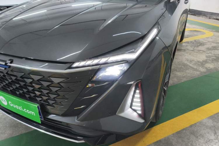 Used CHANGAN OSHAN Z6 2023 Blue Whale 1.5T DCT Smart Edition Left Front Headlight