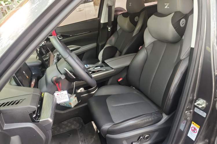 Used CHANGAN OSHAN Z6 2023 Blue Whale 1.5T DCT Smart Edition Left Front Seat