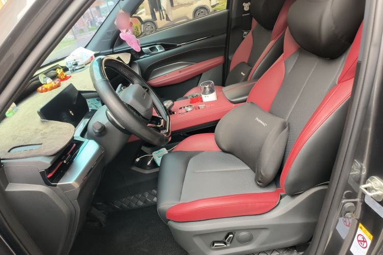 Used CHANGAN OSHAN Z6 2023 Blue Whale 1.5T DCT Smart Luxury Model Left Front Seat