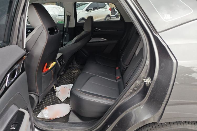 Used CHANGAN OSHAN Z6 2023 Blue Whale 1.5T DCT Smart-Led City Edition Left Rear Seat