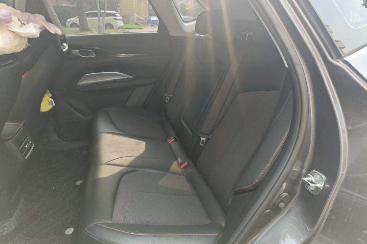 Used CHANGAN OSHAN Z6 2023 Blue Whale 1.5T DCT Luxury Model Left Rear Seat