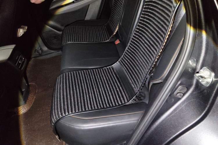 Used CHANGAN OSHAN Z6 2023 Blue Whale 1.5T DCT Smart-Led City Edition Left Rear Seat