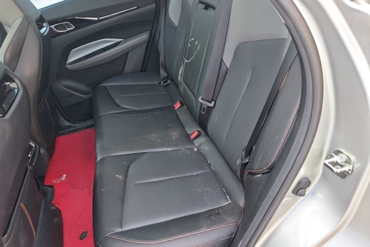 Used CHANGAN OSHAN Z6 2023 Blue Whale 1.5T DCT Smart Edition Left Rear Seat