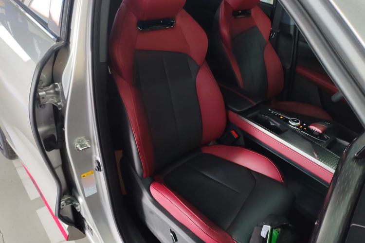Used CHANGAN OSHAN Z6 2023 Blue Whale 2.0T Automatic Zhiyuan Model Right Front Seat