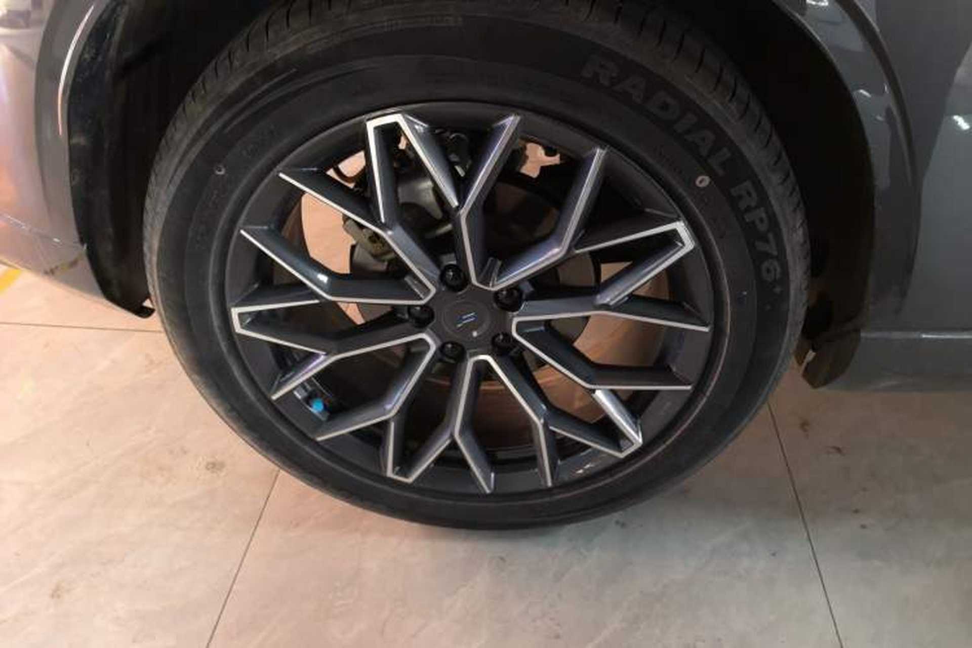 Used CHANGAN OSHAN Z6 2023 Blue Whale 1.5T DCT Smart Luxury Model Right Rear Wheel Hub