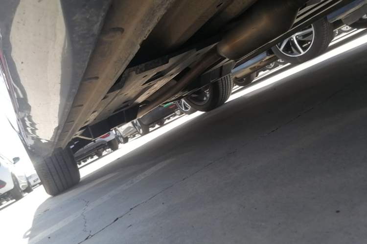 Used CHANGAN OSHAN Z6 2023 Blue Whale 1.5T DCT Smart-Led City Edition Right Side Sill