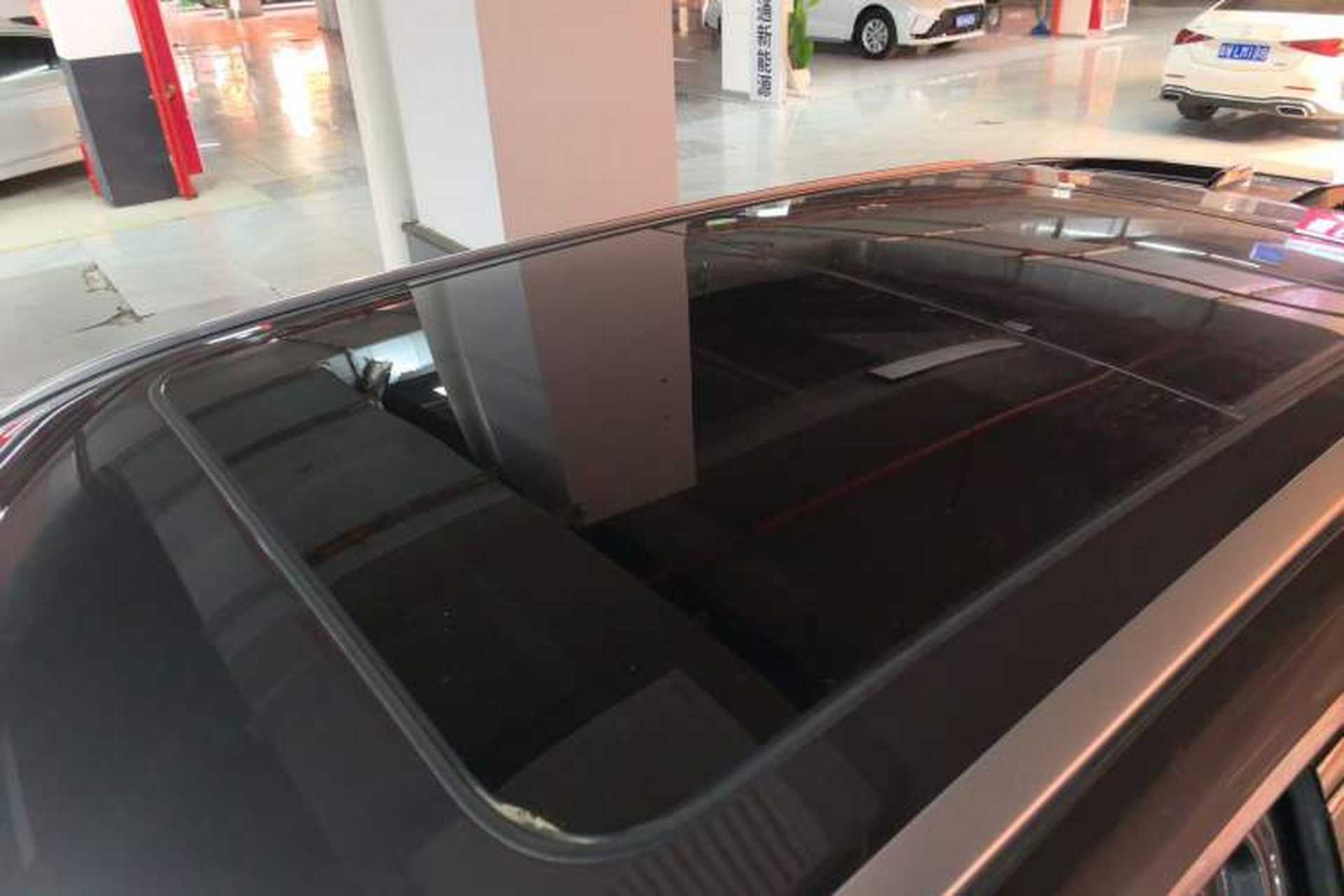 Used CHANGAN OSHAN Z6 2023 Blue Whale 1.5T DCT Smart Luxury Model Roof