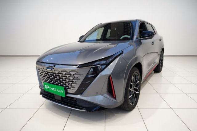 Used CHANGAN OSHAN Z6 2023 Blue Whale 1.5T DCT Smart Luxury Model