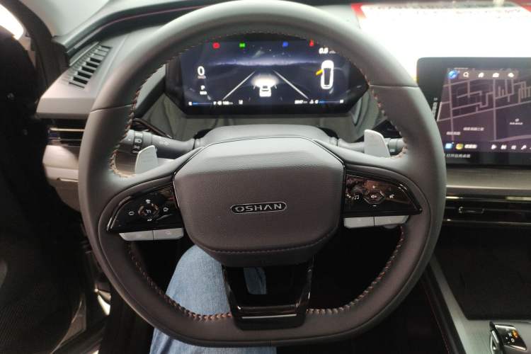 Used CHANGAN OSHAN Z6 2023 Blue Whale 1.5T DCT Smart-Led City Edition Steering Wheel