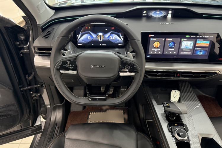 Used CHANGAN OSHAN Z6 2023 Blue Whale 1.5T DCT Smart Edition Steering Wheel